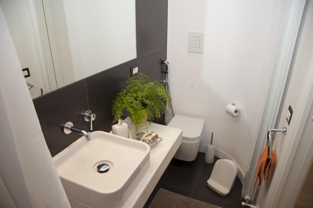 Center 2 * Roma